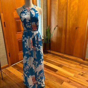 NWT Zesica Halter Dress Medium